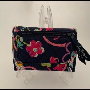 Vera Bradley Ribbons Wallet Retired Pattern  NEW